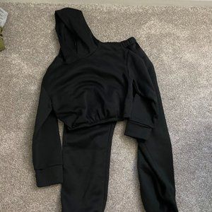 SHEIN Black Sweatshirt & Sweatpants 2-Piece Matching Set